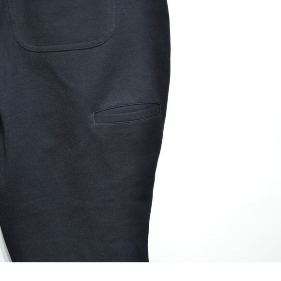 Duluth Trading Co Woman's Black Cargo Pants 16X33 - Picture 3 of 8